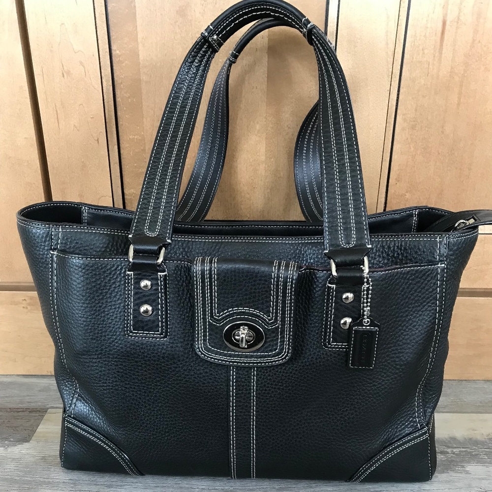 Women’s Coach work, travel, office or laptop bag.